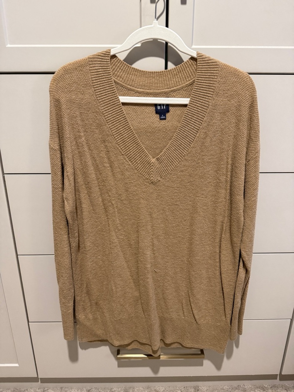 GAP Men's Camel V-Neck Sweater